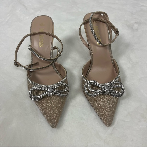 DREAM PAIRS GOLD GLITTER HEELS WITH CRYSTAL BOW SIZE 8.5 - Picture 10 of 15